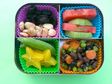 quinoa, black beans, peas & carrots